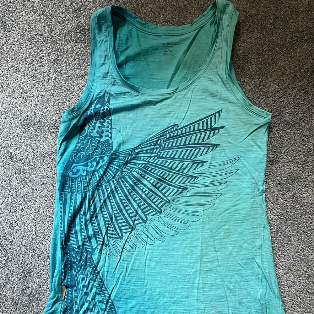 Icebreaker ombré blue tank size small 100% Merino